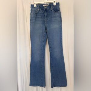 Levis 725 jeans